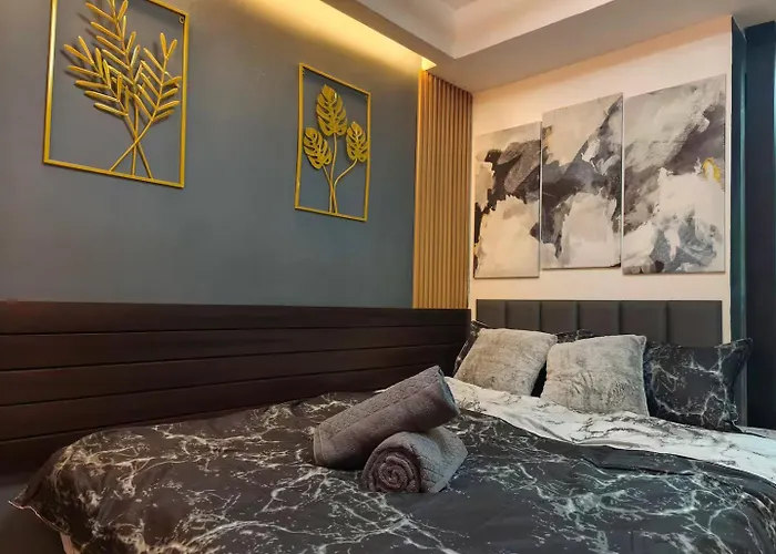 Cityscape Smart With 200mbps Wifi, Pool Access And Ps4 Near It Park Apartment Mandaue City