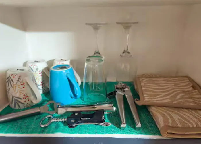 Cityscape Smart With 200mbps Wifi, Pool Access And Ps4 Near It Park Apartment *